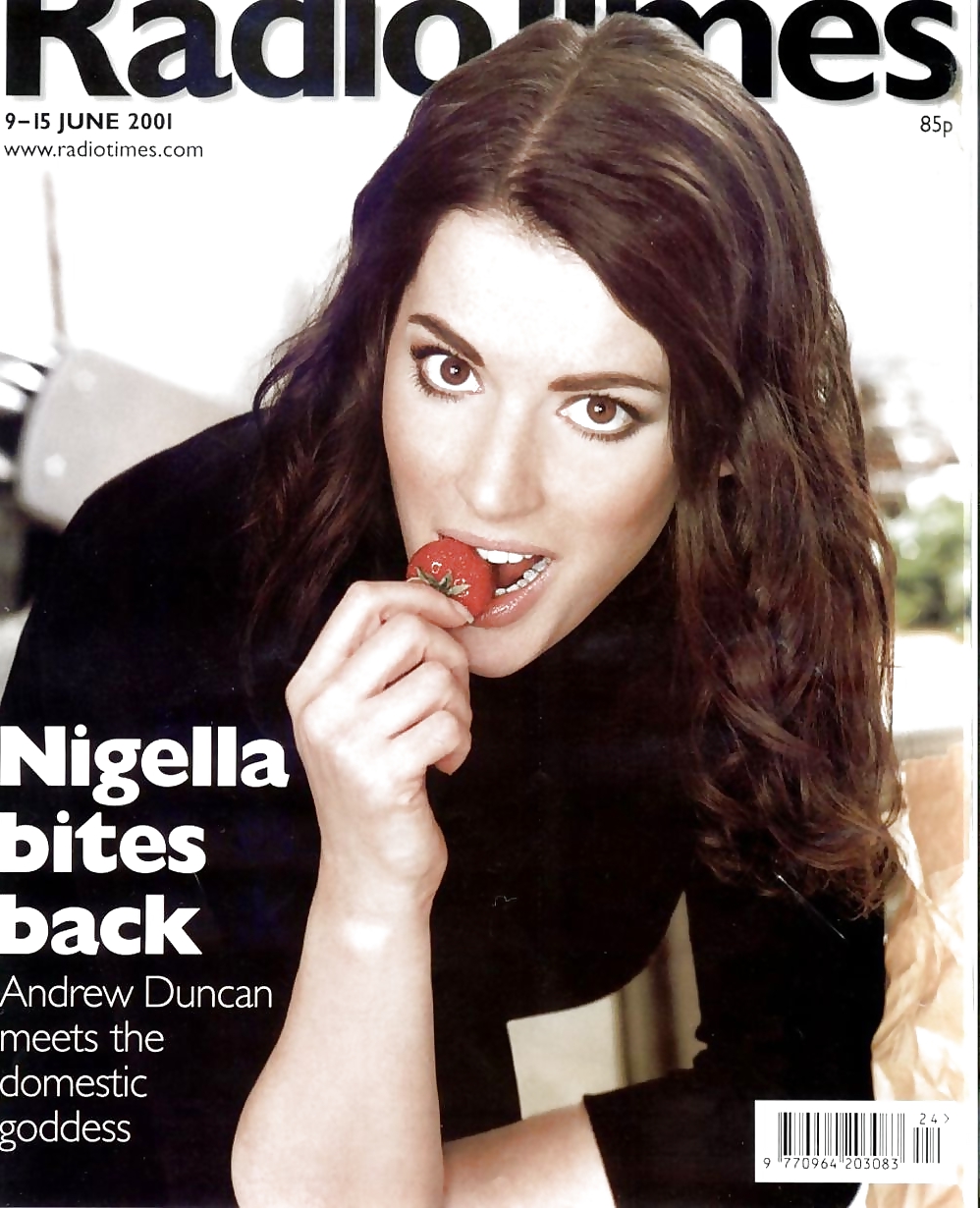 Busty Brit Celebs - Nigella Lawson #17369753