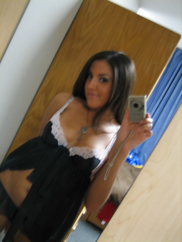 18 Yr Old Brunette With An Amazing Body! #7272064
