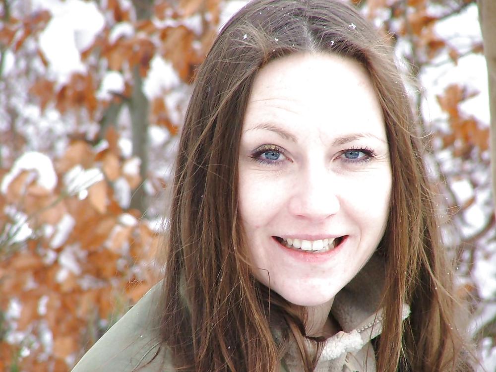 Morena posando
 #7818228