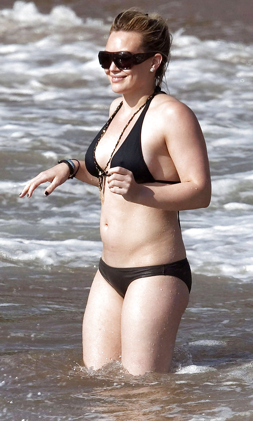 Kate Hudson Ein Hilary Duff Im Bikini #8686667