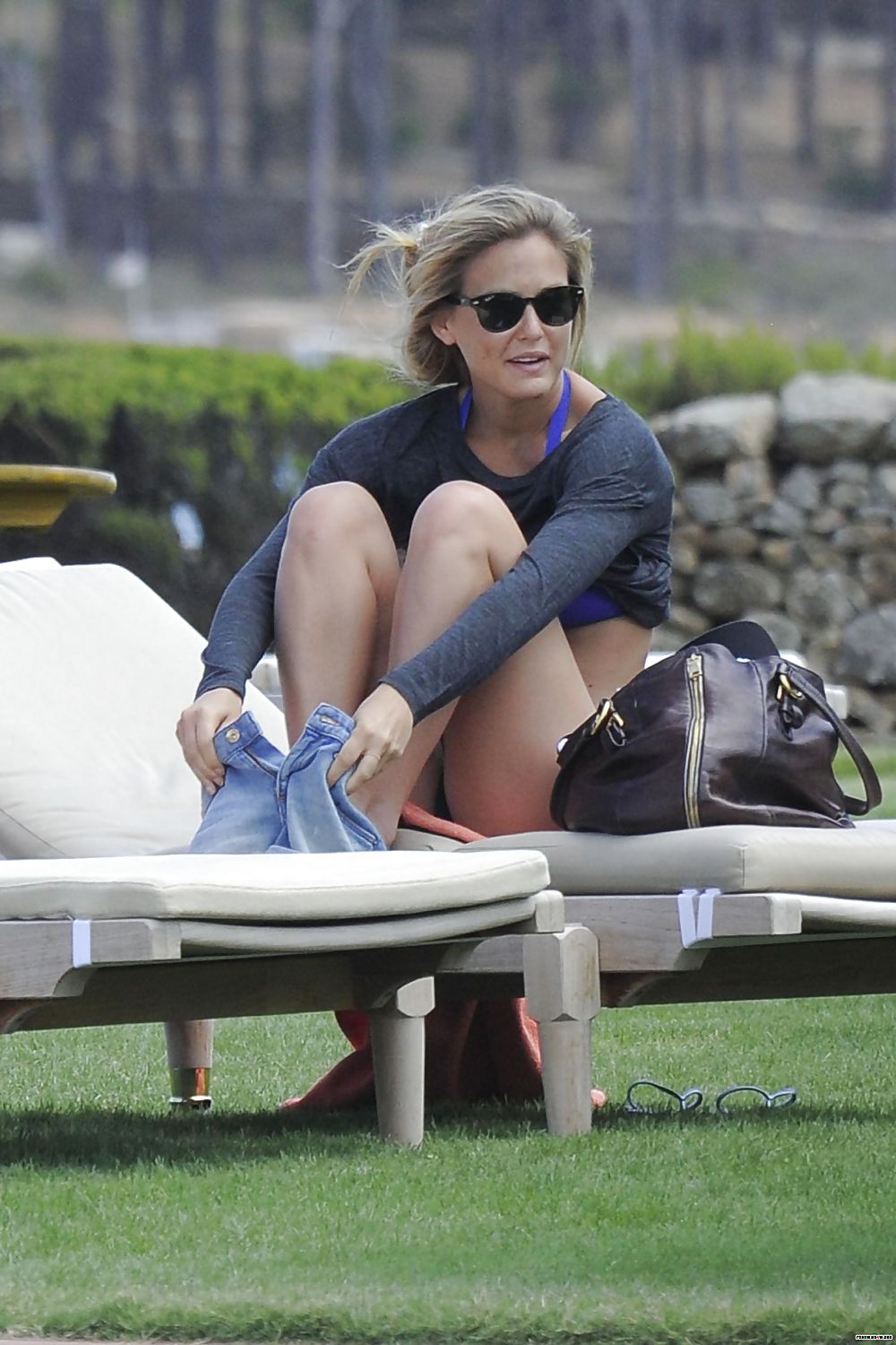 Bar refaeli day 2 en bikini en porto cervo asss & aerola
 #4785852