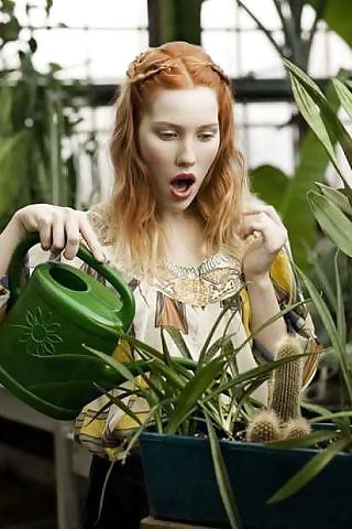 Redhead 09 #14715772