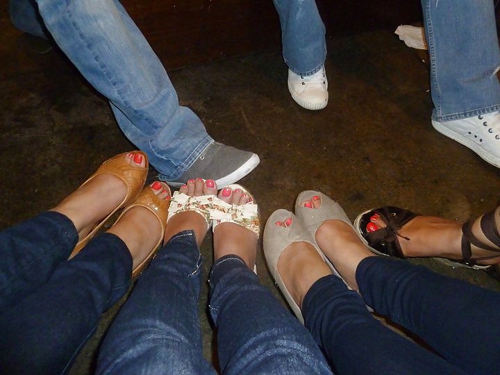 Indische Und Paki Füße Fersen Sandalen. Fb Und Web-Bilder #5593407