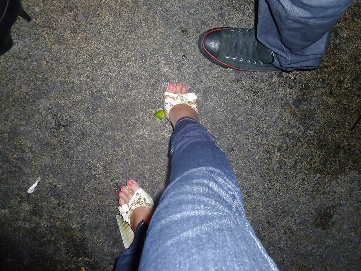 Indian and paki feet heels sandals. FB and web pics #5593425
