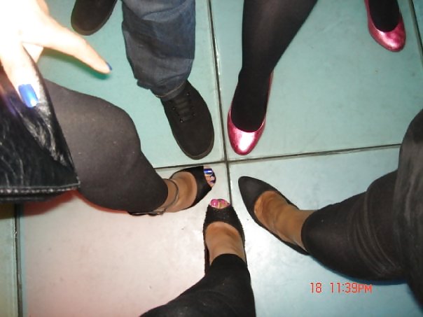 Indian and paki feet heels sandals. FB and web pics #5593550