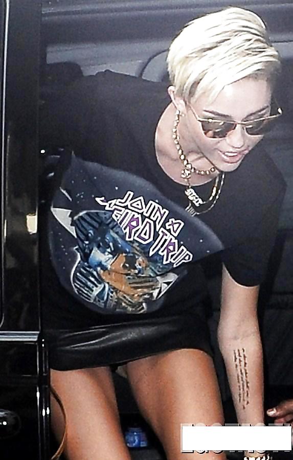 Miley cyrus sexy slip upskirt shopping a Londra luglio 2013
 #20129836