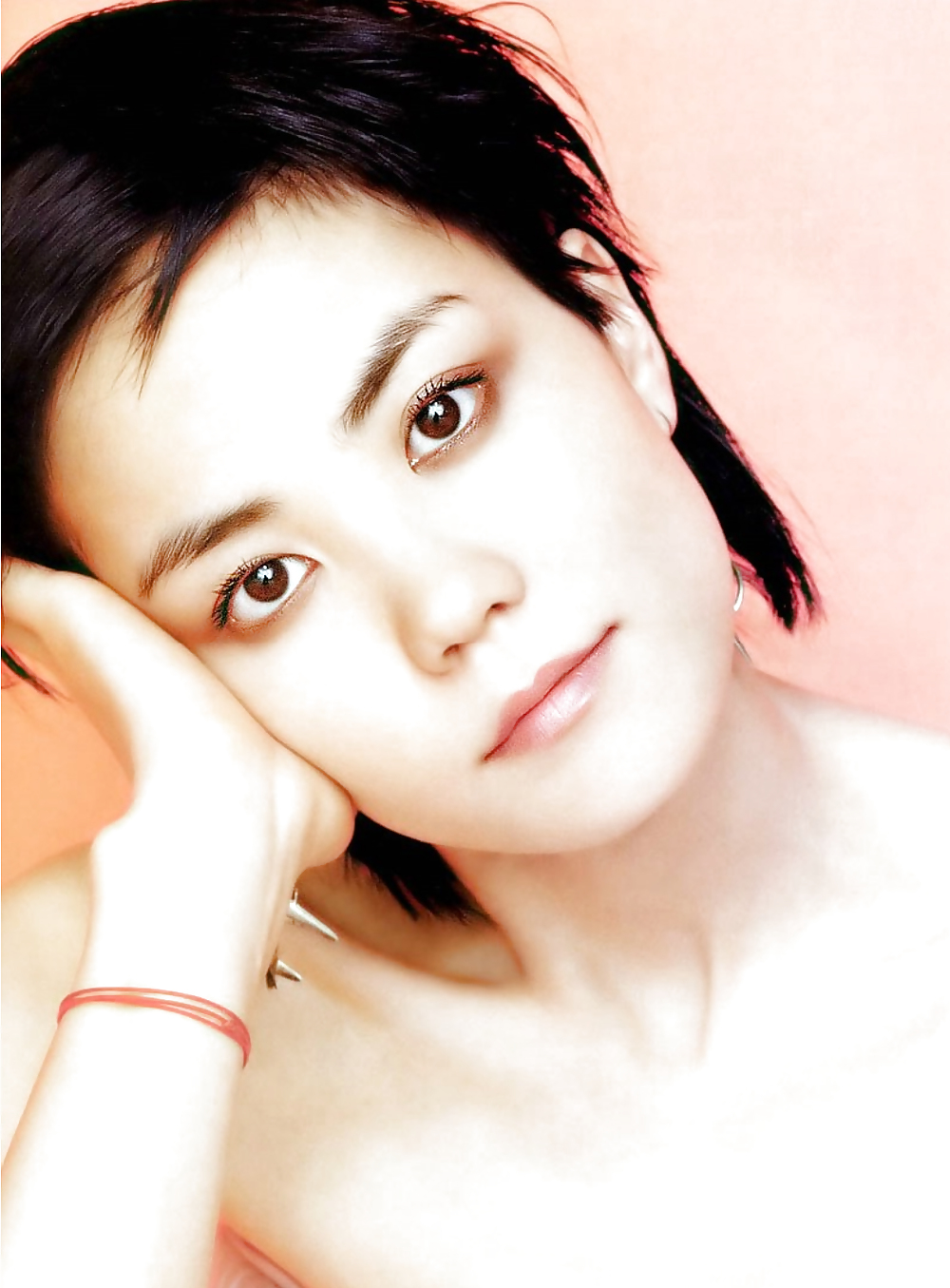 Faye wong
 #4009439