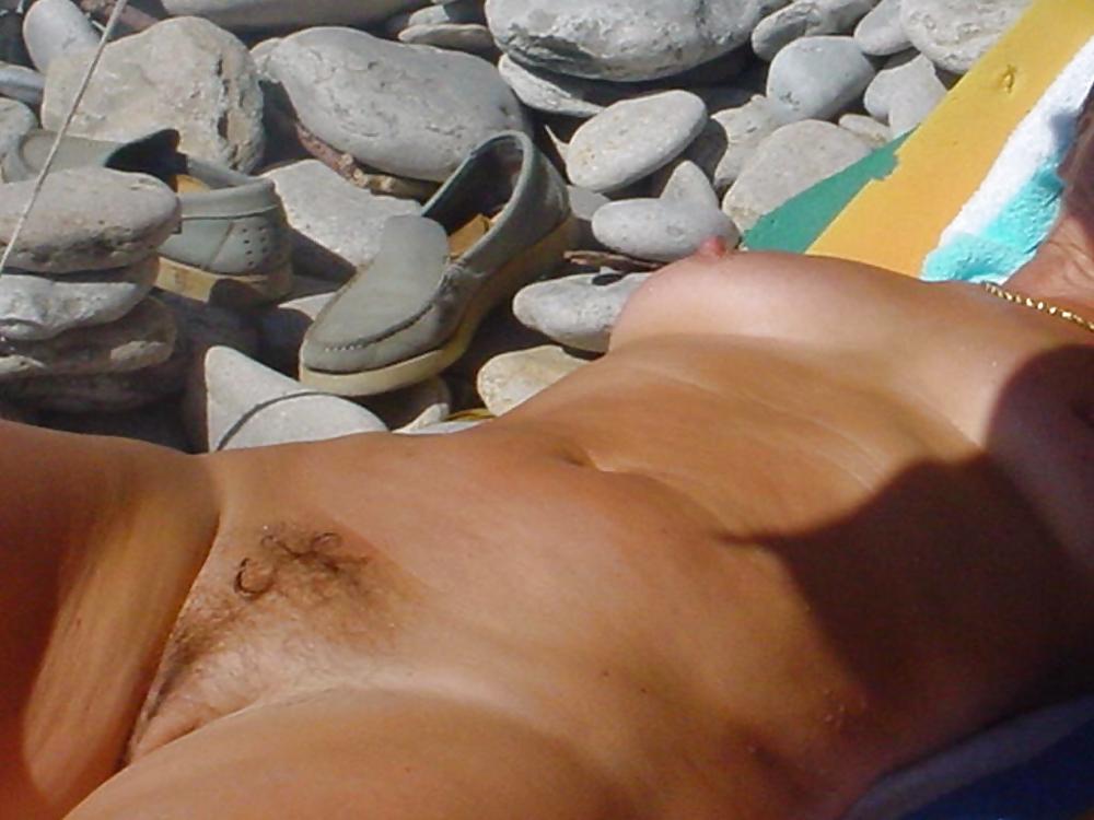 Nudisti maturi della spiaggia
 #829079