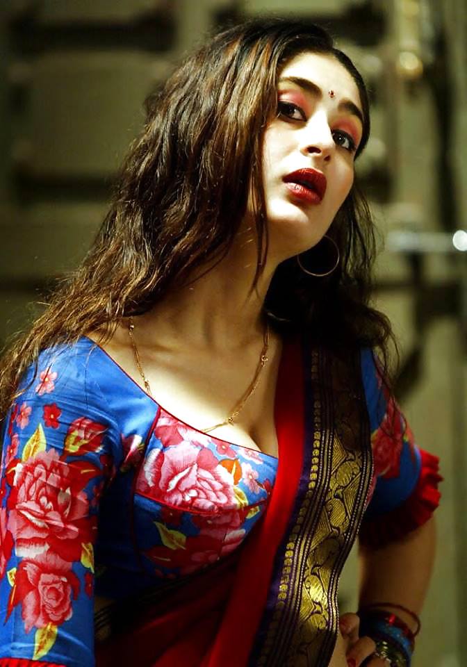 Sensacionales putas indias
 #14325370