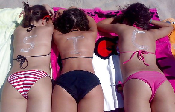 フェイスブック
 #14463763