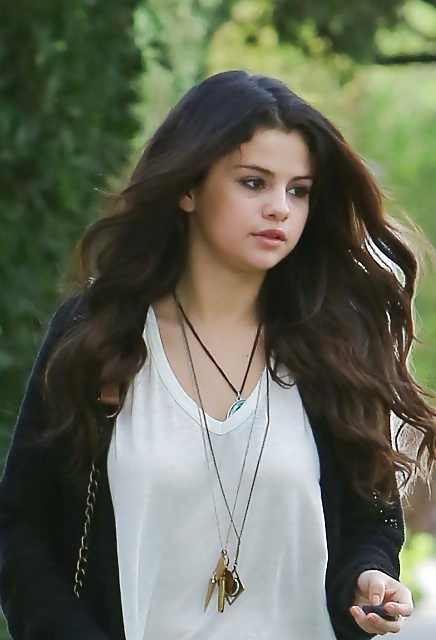 Selena Gomez 9 #13576284