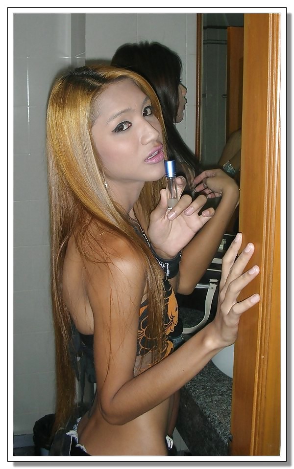 Foto candida del mio amico ladyboy
 #1132195