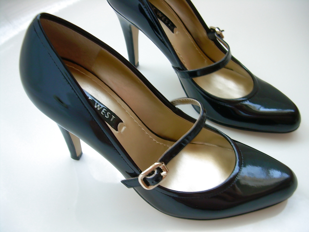 黒のパテントメリージェーンハイヒールの靴
 #4002125