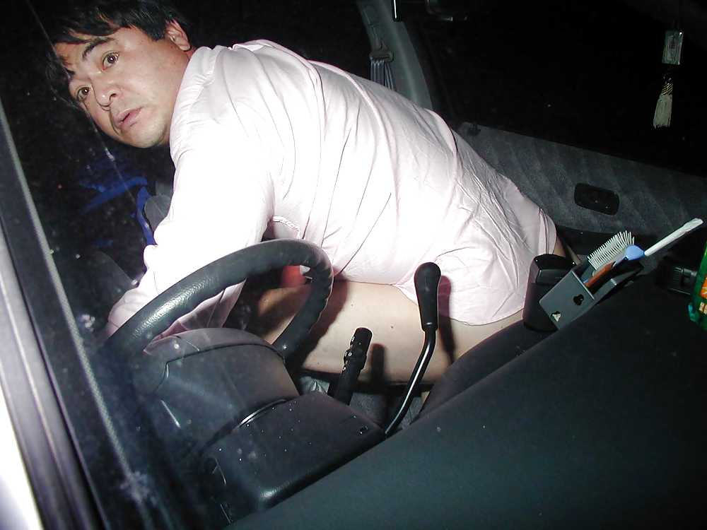 Caught having a little car sex (Japan) #9497693