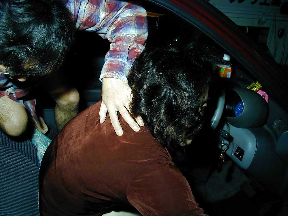 Caught having a little car sex (Japan) #9499282