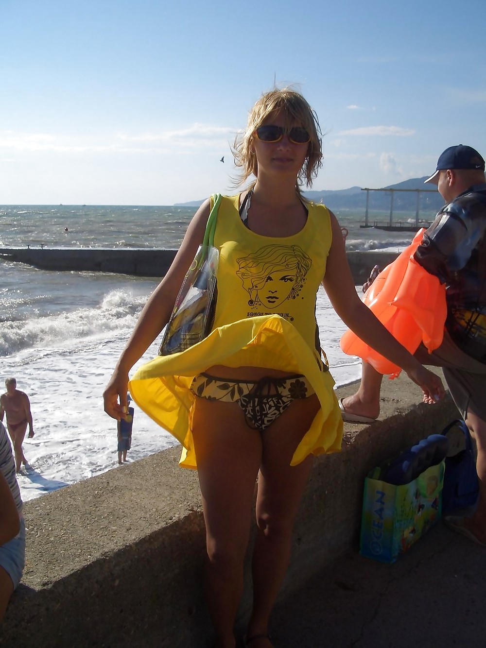 Windy skirt #9353224