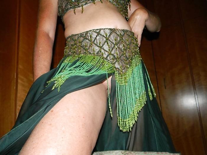 Belly dance costume #2700316