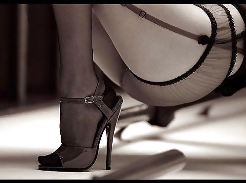 Nylon und Heels # 1 2012 #9345113