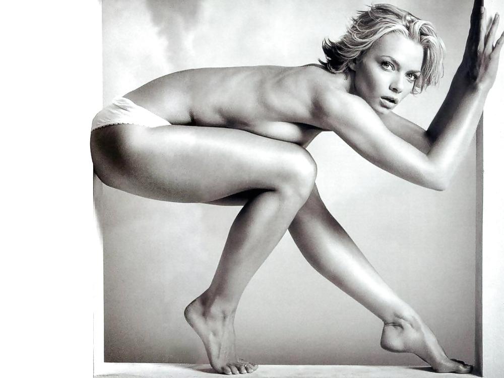 Jaime Pressly Ultimate Nude Collection #10785765