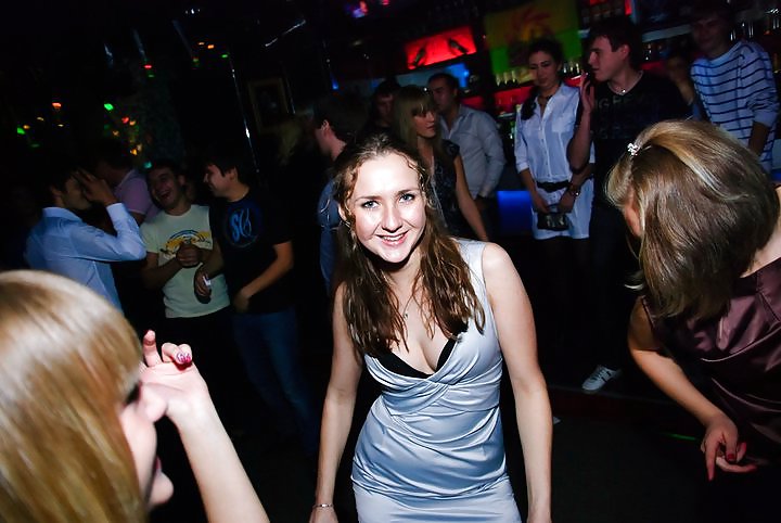 Stripperinnen Wild In Russischen Club Gegangen #4628580