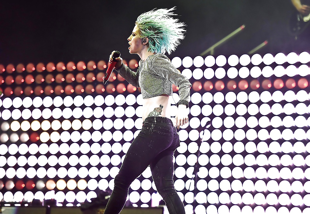 Certains Hayley Williams Photos! #10572694