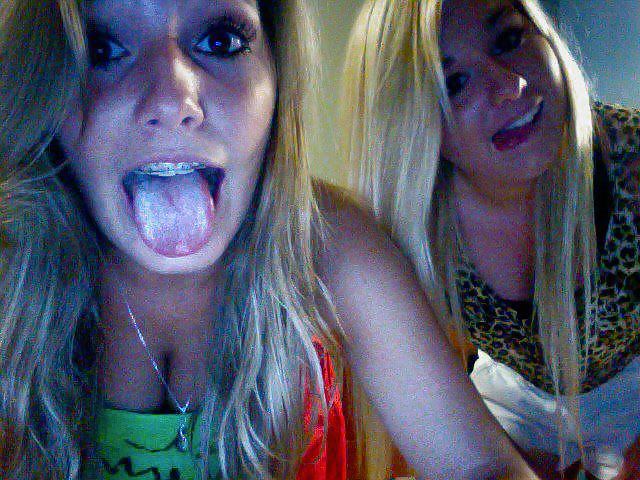 ティーンの胸の谷間 2
 #22097127