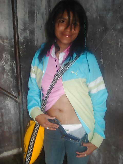 Peruanisches Teen Anal Hündin #13260589