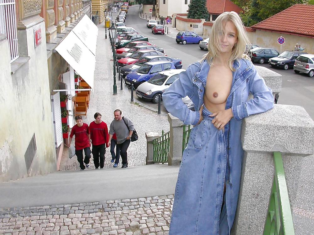 JARKA - FLASHING IN PUBLIC #7029206