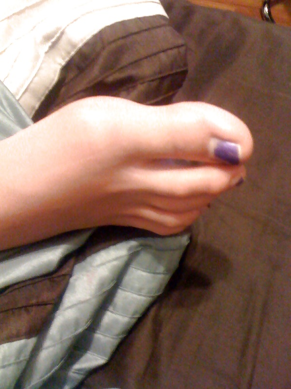 Her toes! #9791802