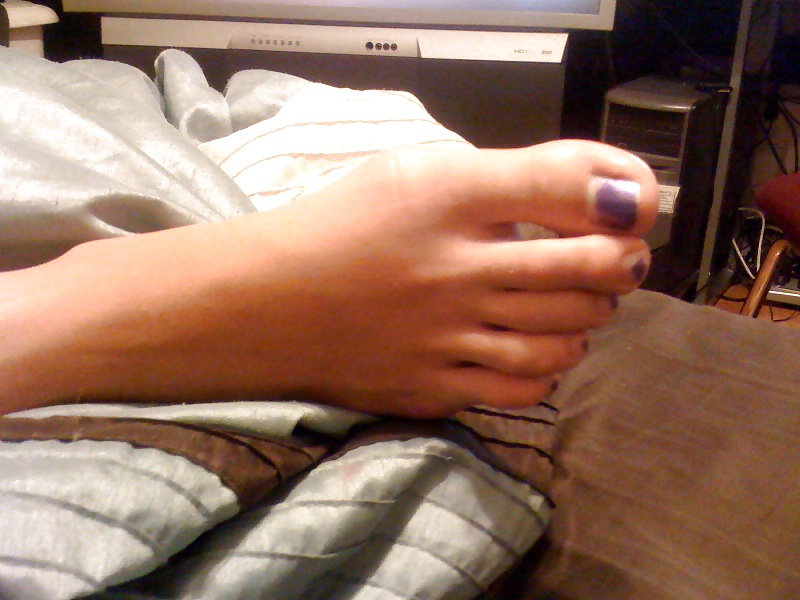 Her toes! #9791824