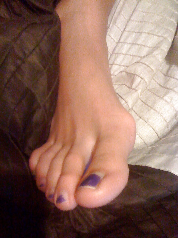 Her toes! #9791839
