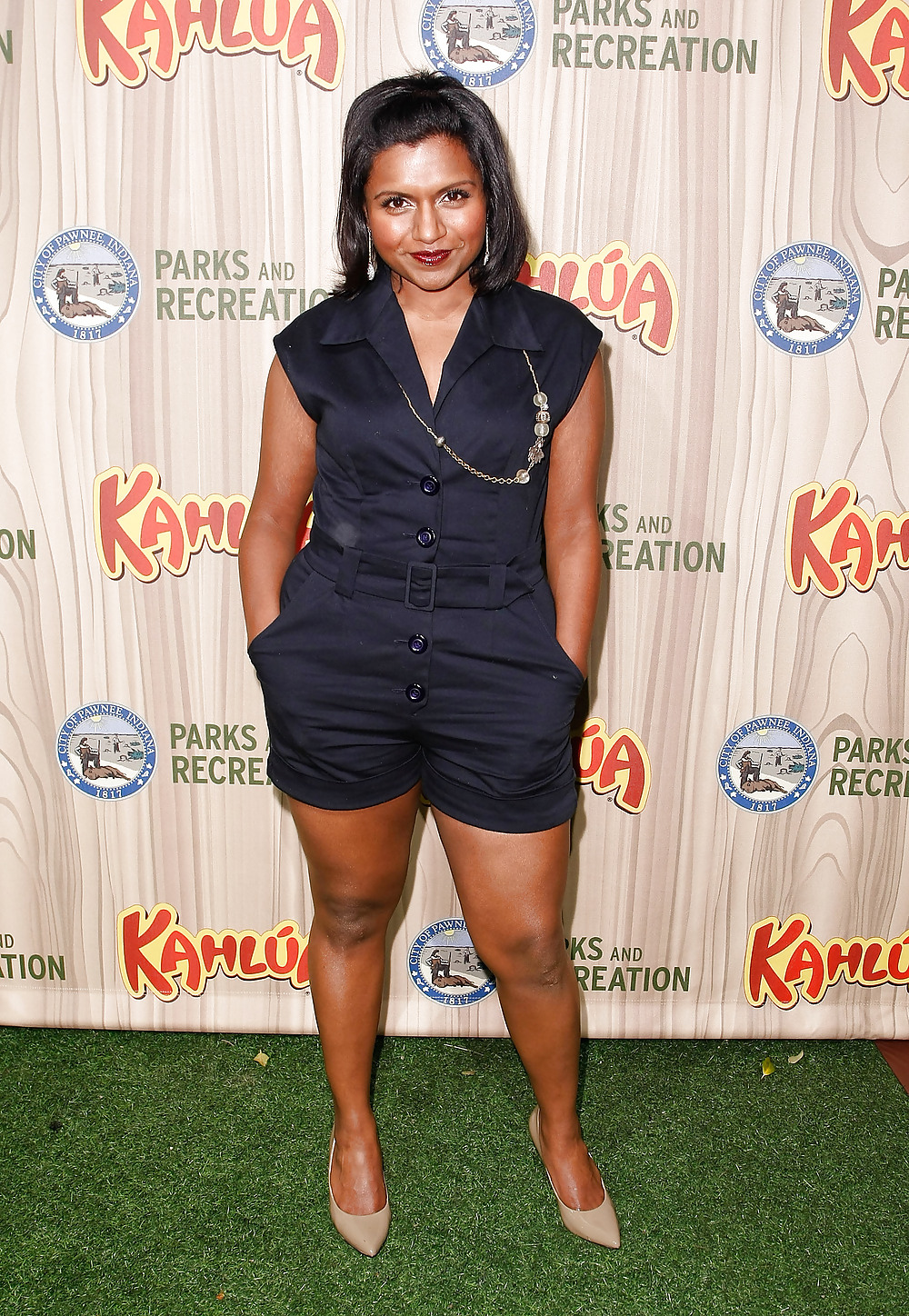 Hot Indian comedian Mindy Kaling - What would you do to her? #16250665