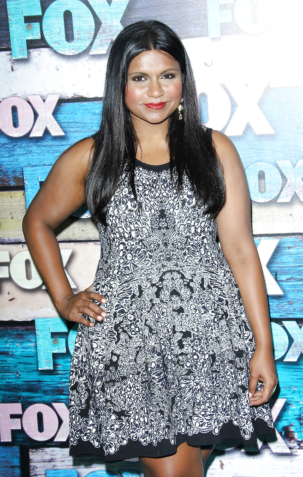 Hot Indian comedian Mindy Kaling - What would you do to her? #16250717