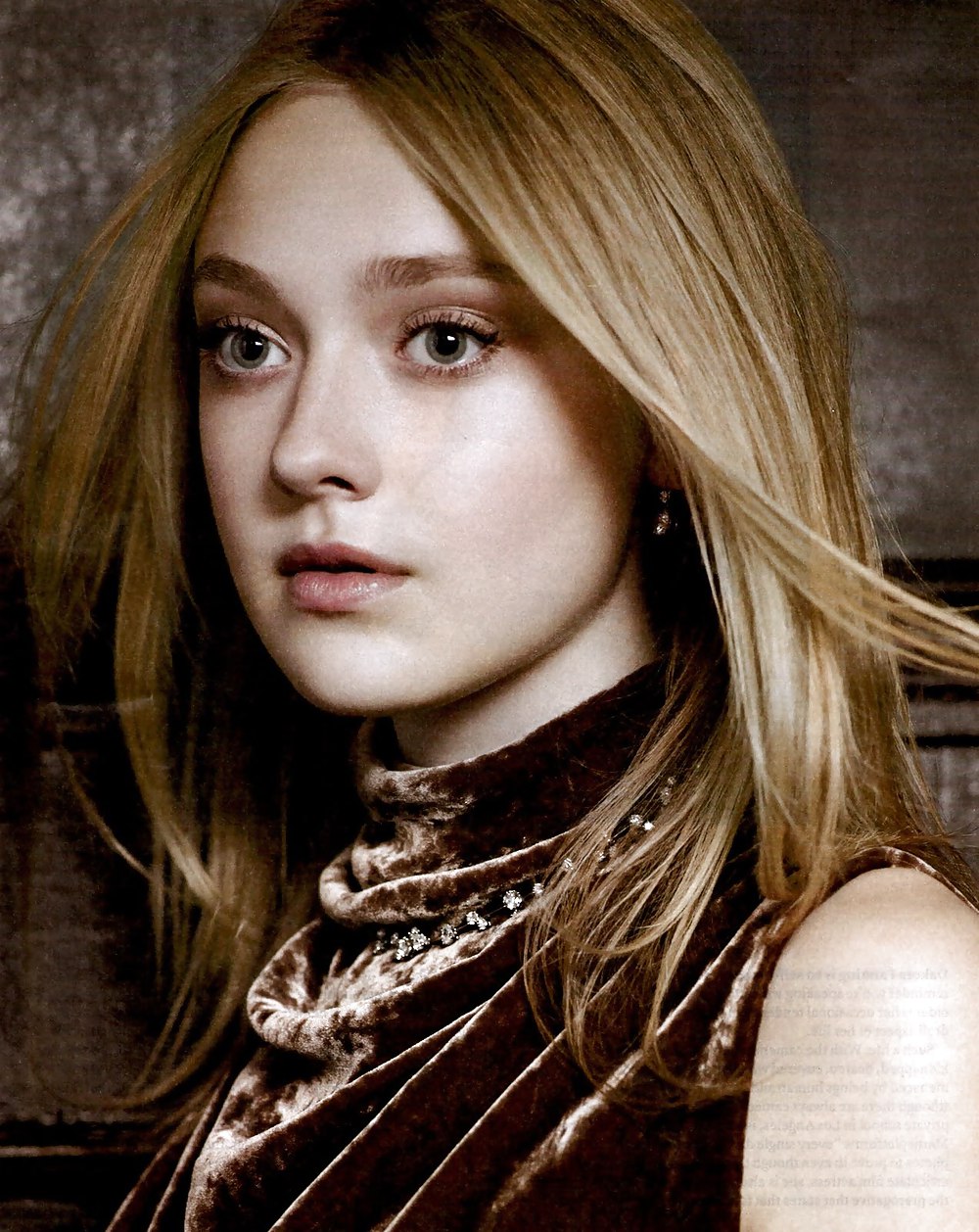 Dakota fanning .1
 #16589796