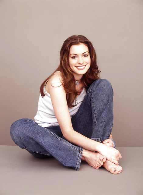 Anne hathaway 
 #14793257