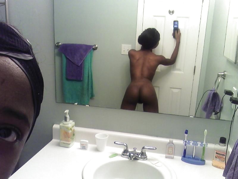 BLACK AMATEUR GIRLS - SELF PICS III #8834529