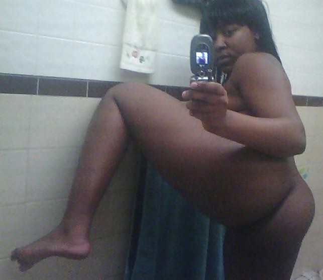 BLACK AMATEUR GIRLS - SELF PICS III #8834567