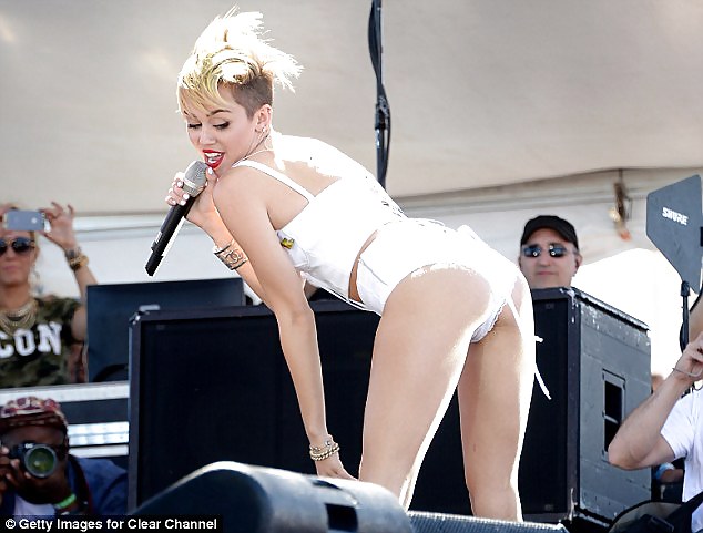 Miley cyrus 2013 (2)
 #21470574