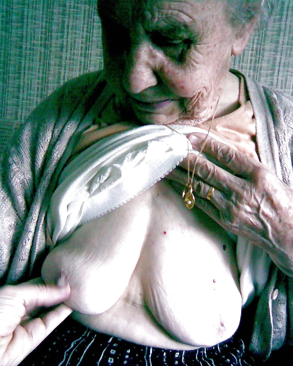 Extra Grannies #9530385