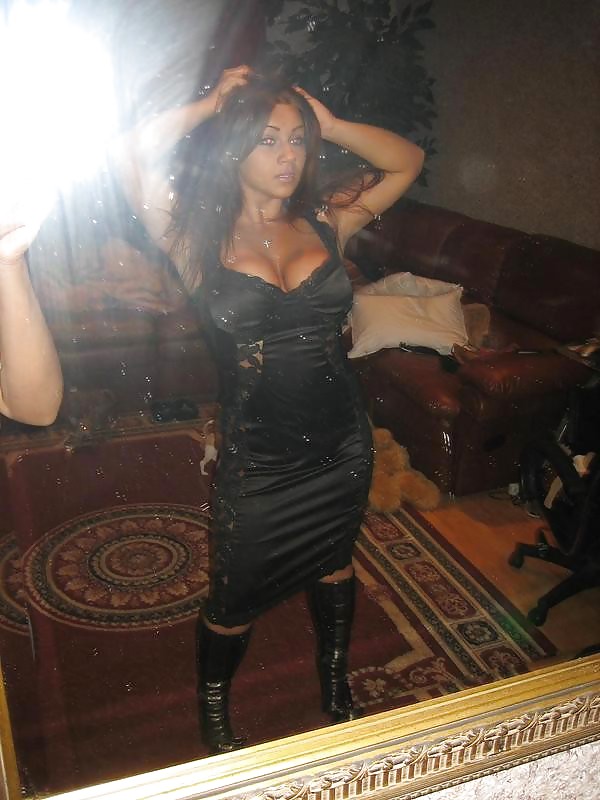 Elegant Curvy Girl #9385349