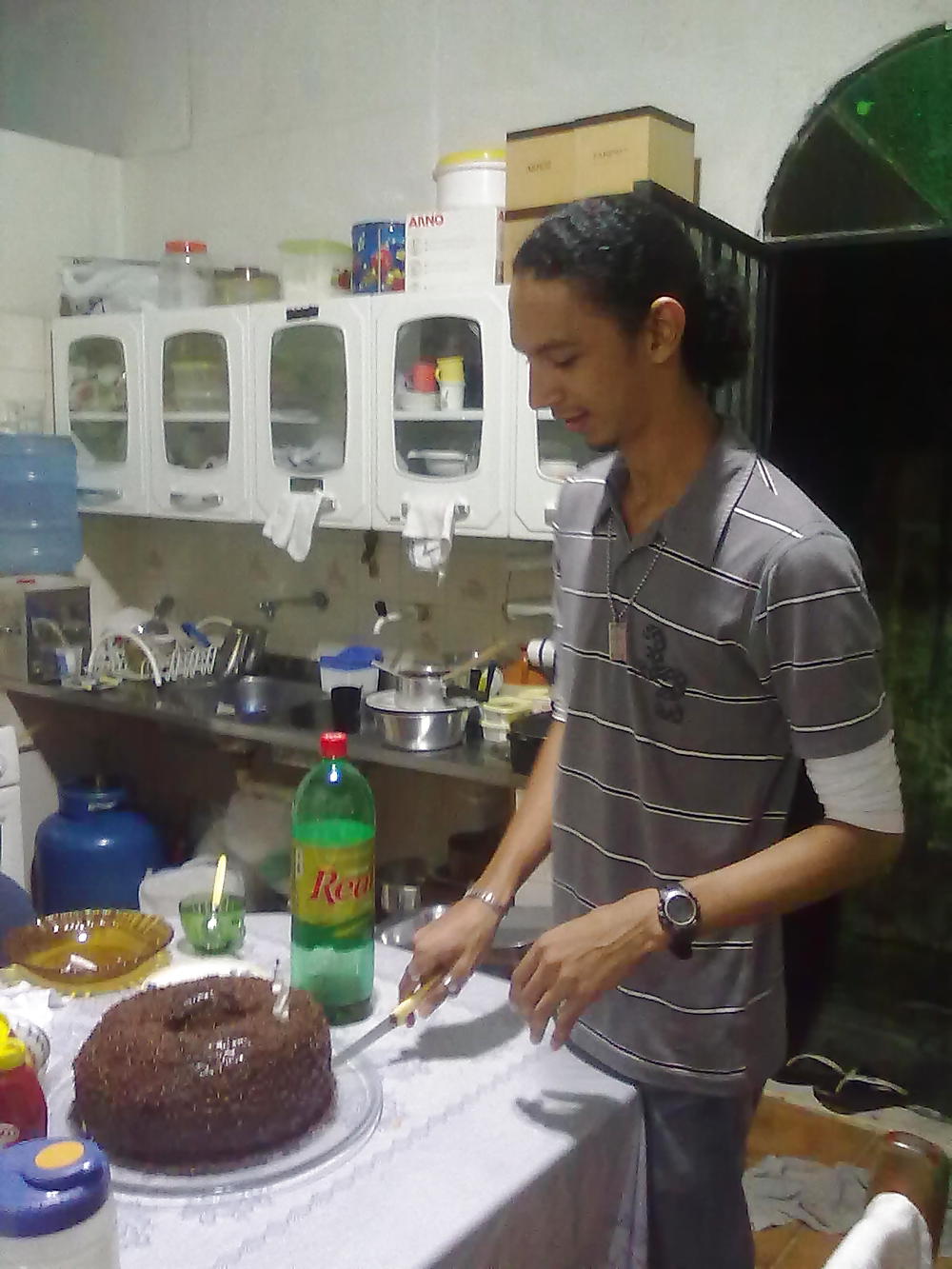 Hola, soy diego (no desnudo)
 #13589629