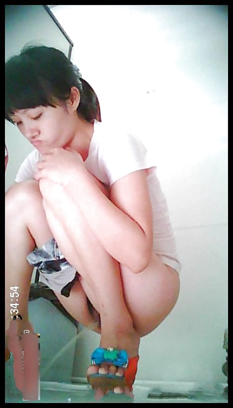 Chinese girl #18042152