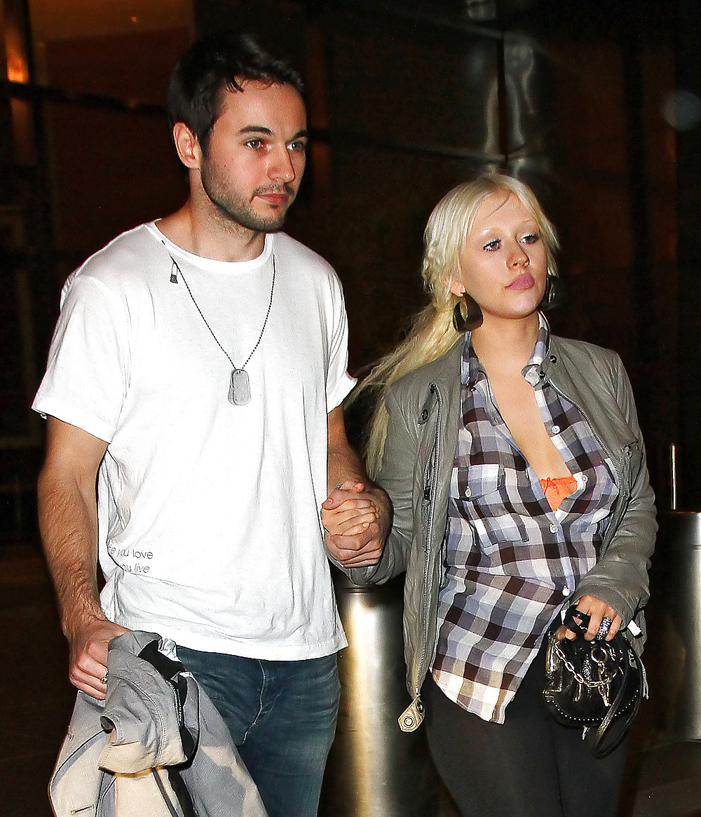 Christina Aguilera Bra Peek At Darby Nightclub with Matt #4894744