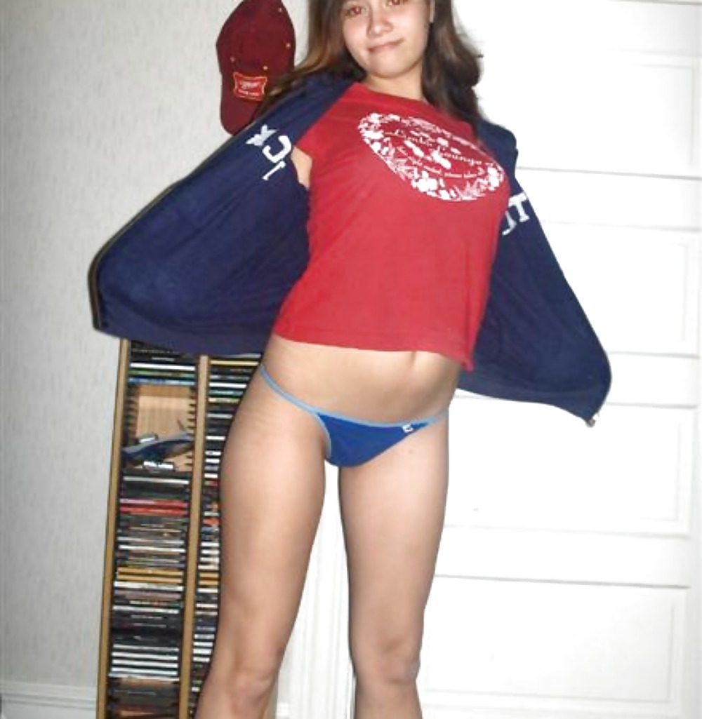 Daughter on point out #9843963