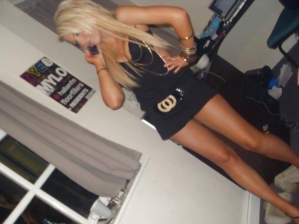 Gorgeous bombshell blonds #8910702