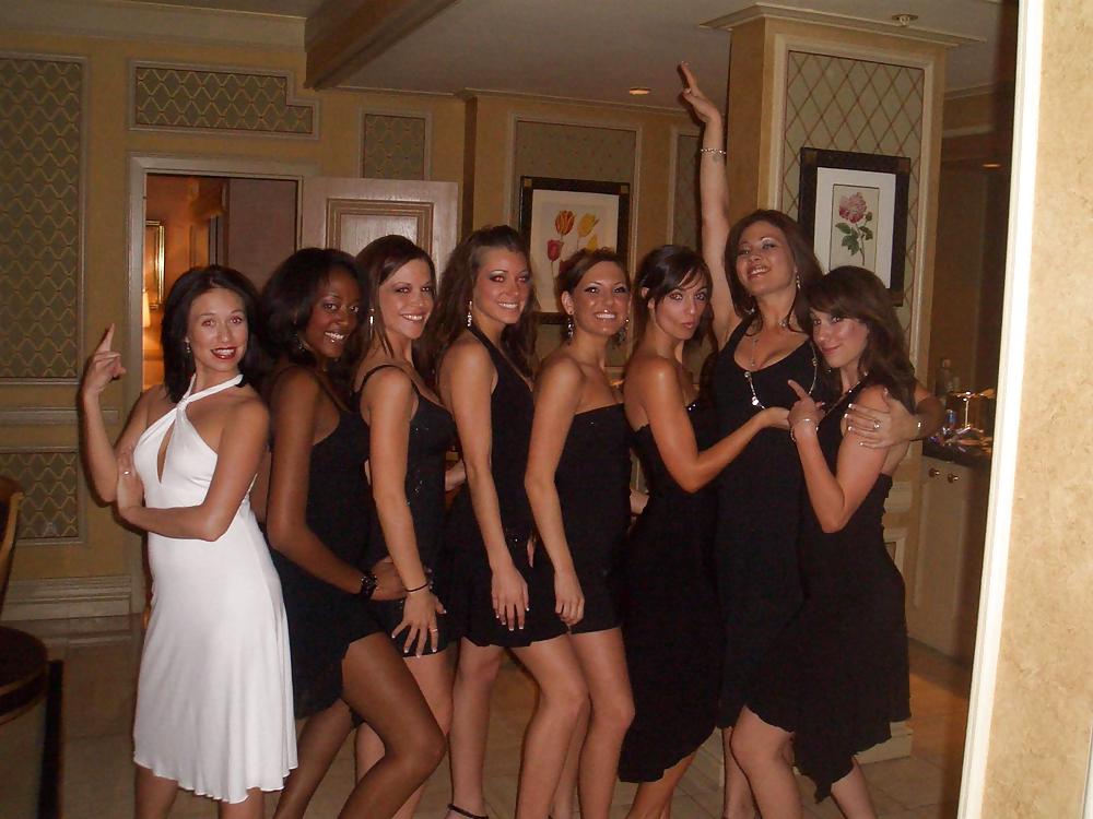 Gorgeous bombshell blonds #8910764