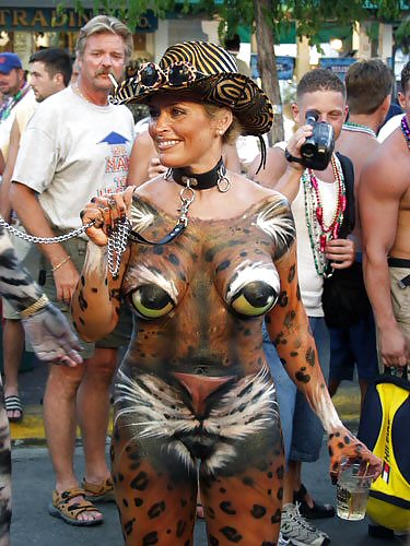 Body Painting and Walking 3 #9334146