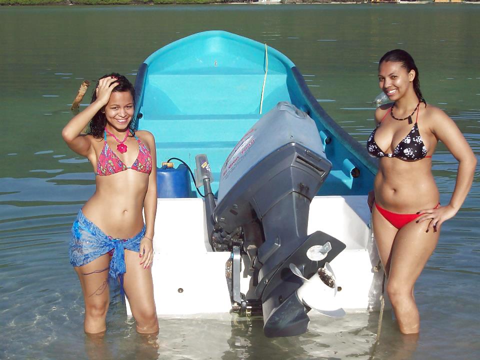 Mujer (amiguitas 40)
 #10952178