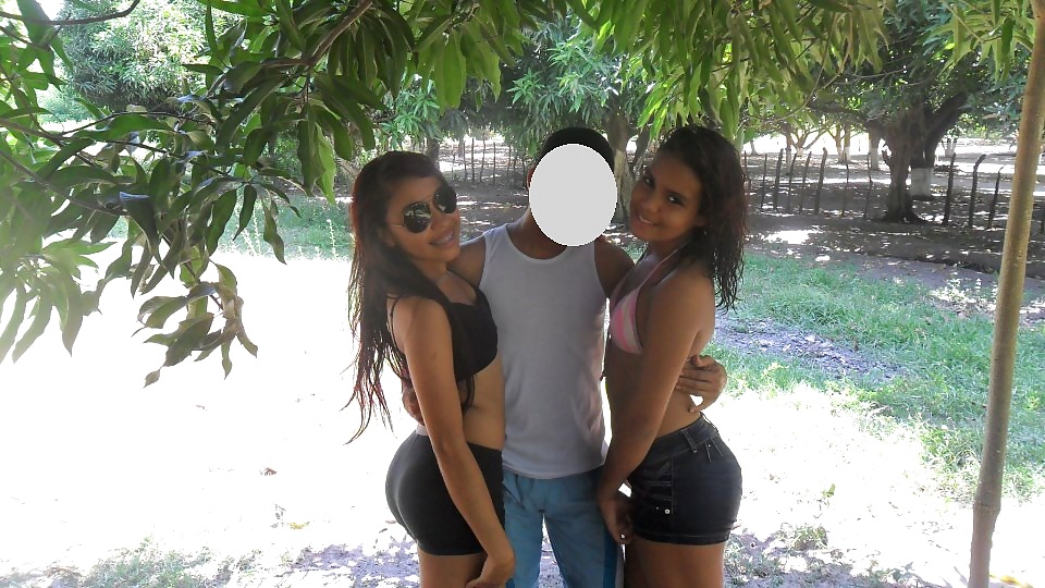 Mujer (amiguitas 40)
 #10952333