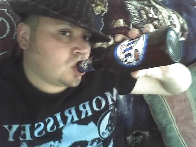Un saludo a todos
 #1577410